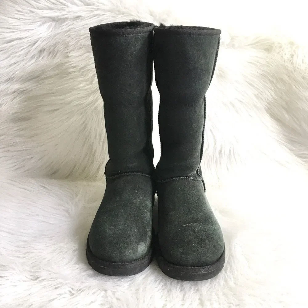 🔃UGG Black Classic Tall Boots